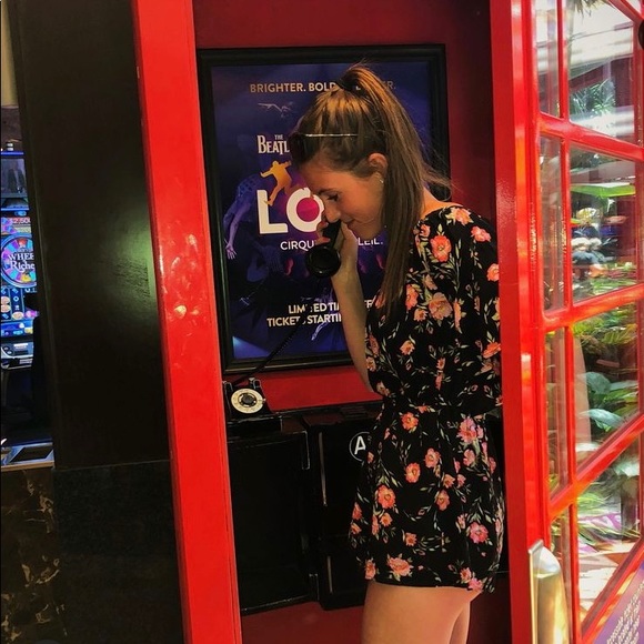 Floral romper - Picture 4 of 4